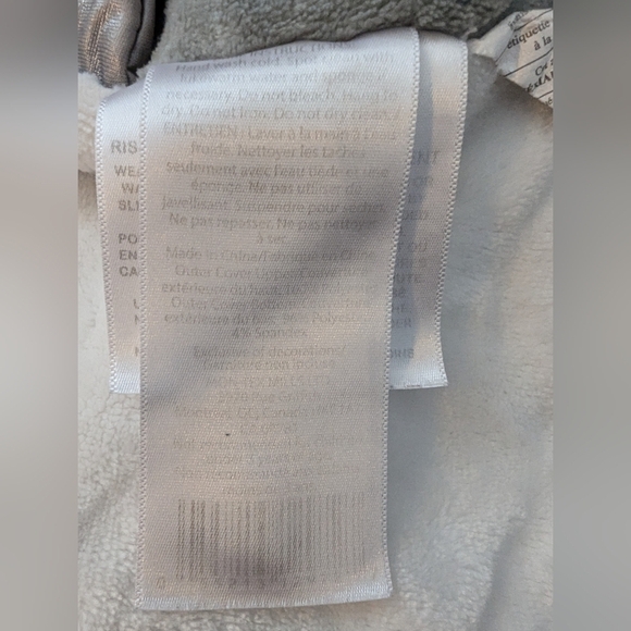 Disney EUC vintage Finding Nemo twin sheets Giant Nemo Plush shark cuddle throw - Picture 6 of 10